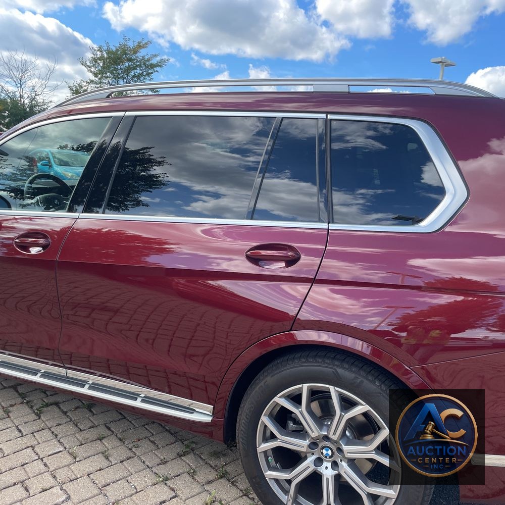 2025 BMW X7 XDrive40i
