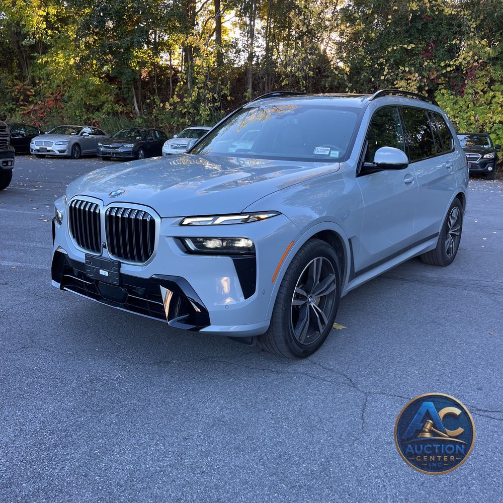 2025 BMW X7 XDrive40i