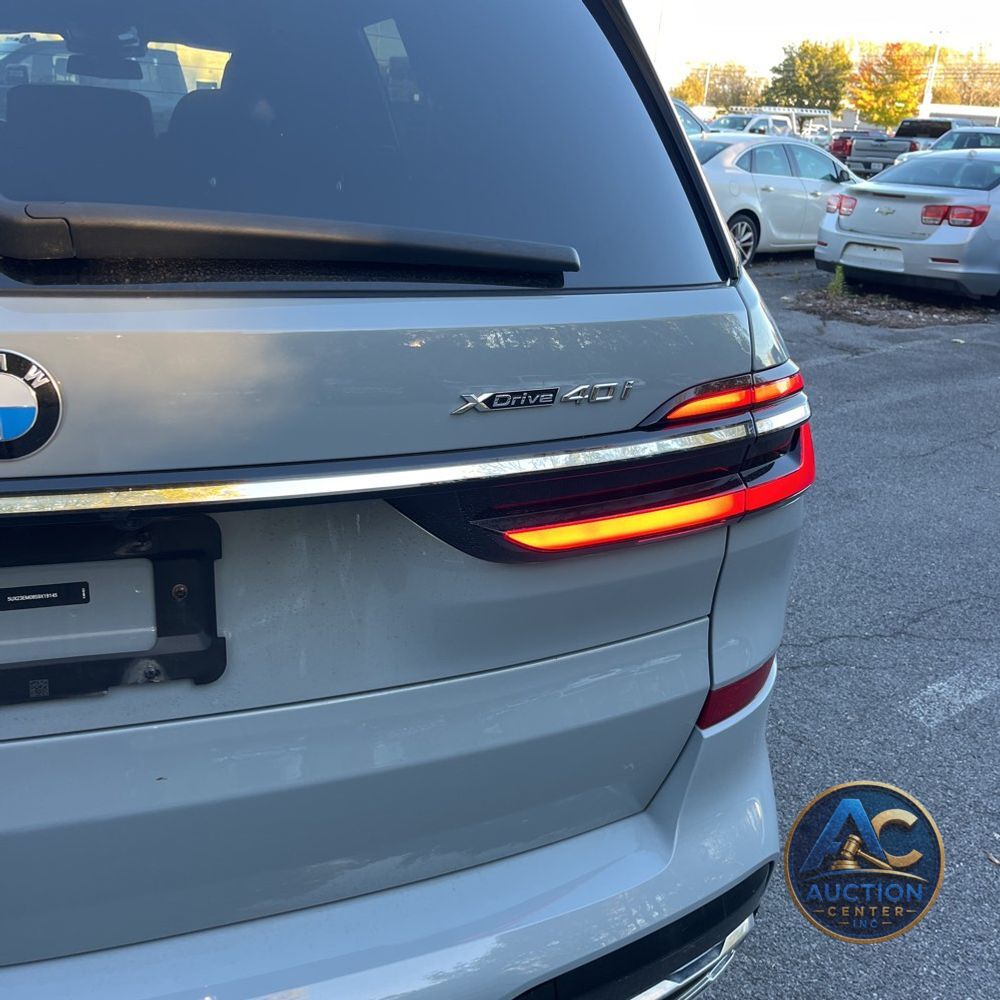 2025 BMW X7 XDrive40i