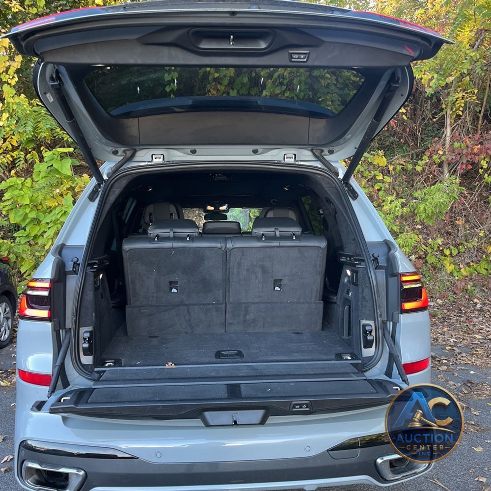 2025 BMW X7 XDrive40i