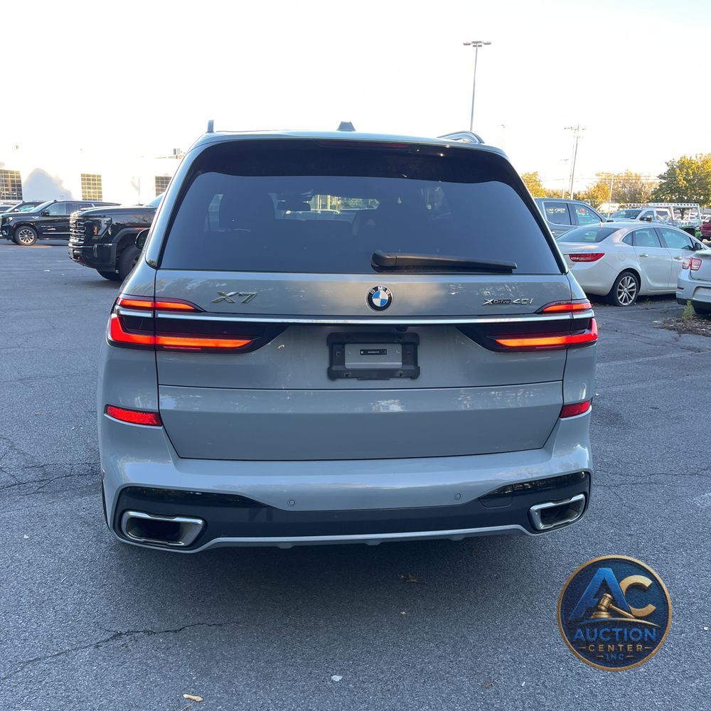 2025 BMW X7 XDrive40i