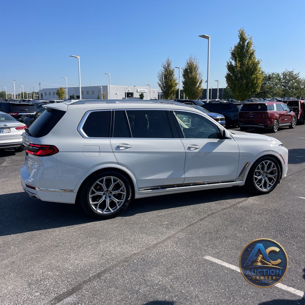 2025 BMW X7 XDrive40i