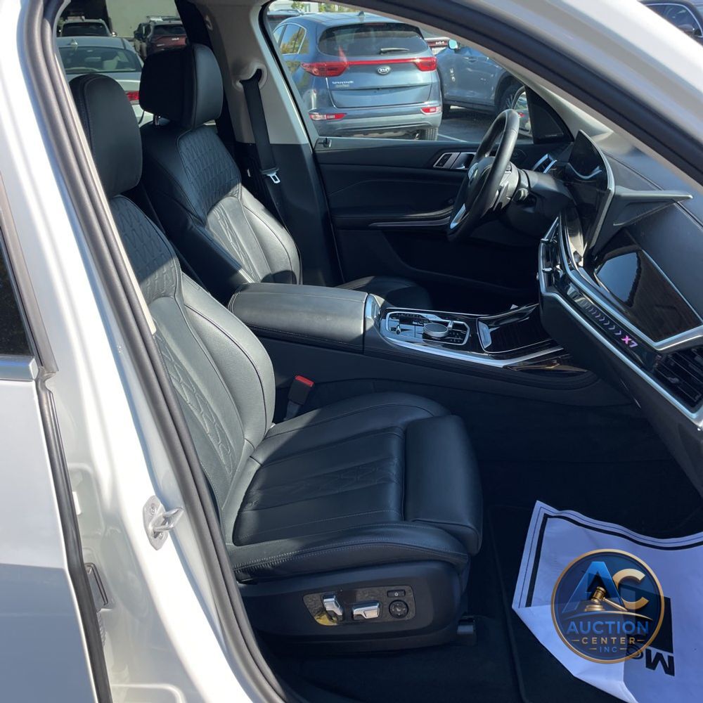 2025 BMW X7 XDrive40i