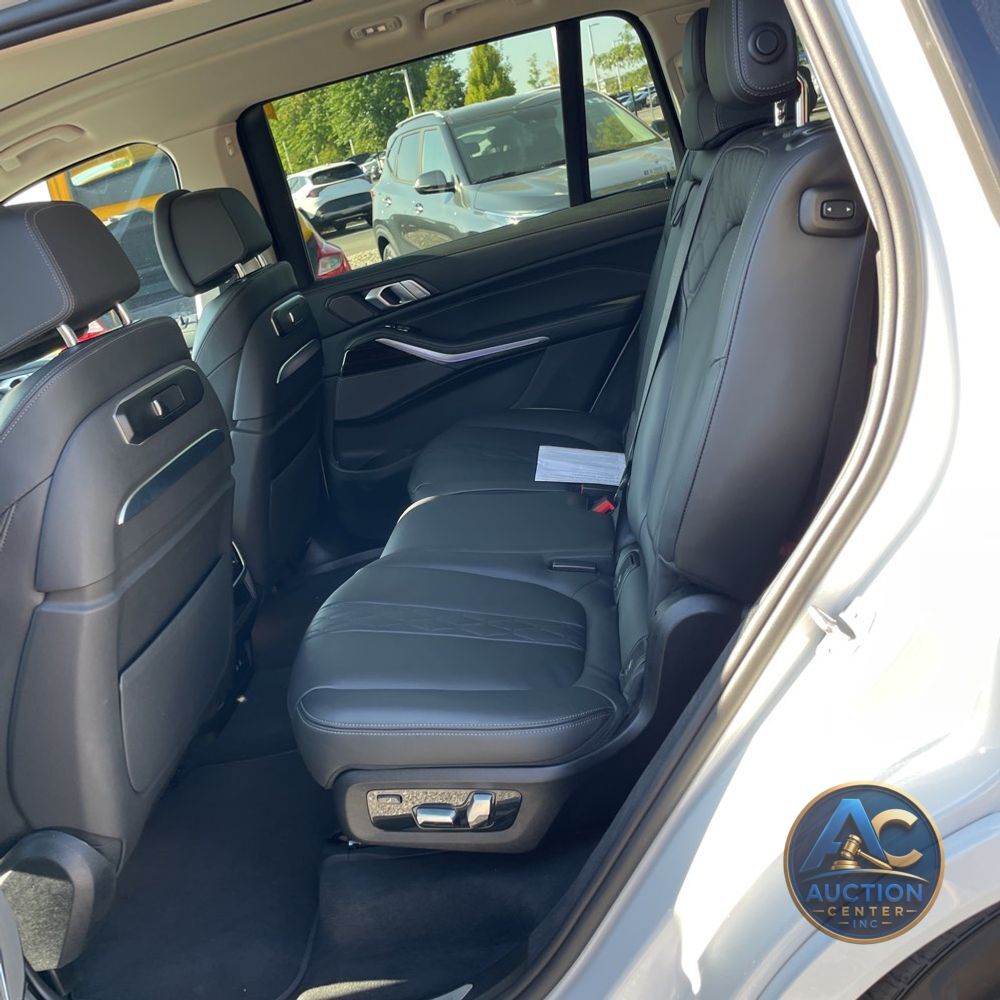 2025 BMW X7 XDrive40i