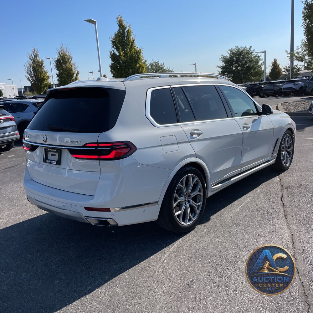2025 BMW X7 XDrive40i