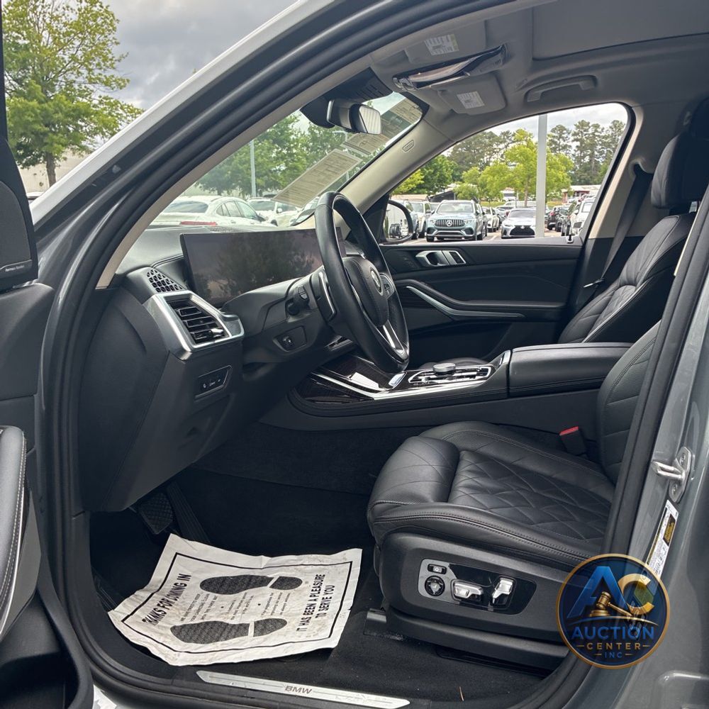 2024 BMW X7 xDrive40i