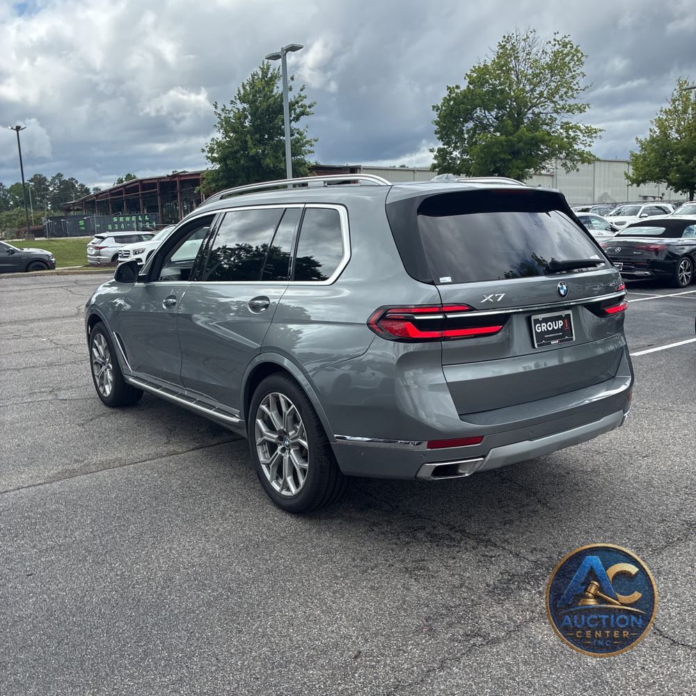 2024 BMW X7 xDrive40i
