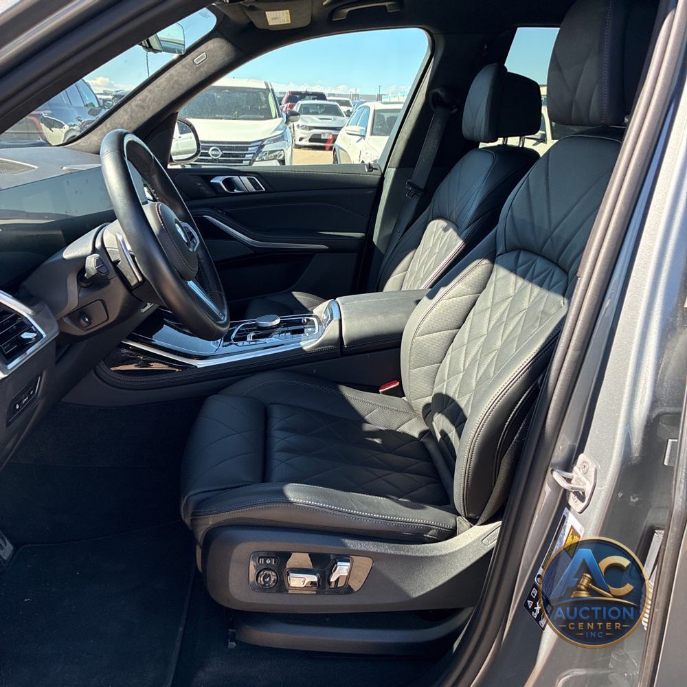 2025 BMW X7 XDrive40i