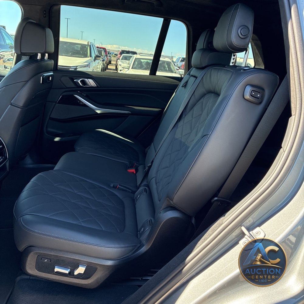 2025 BMW X7 XDrive40i