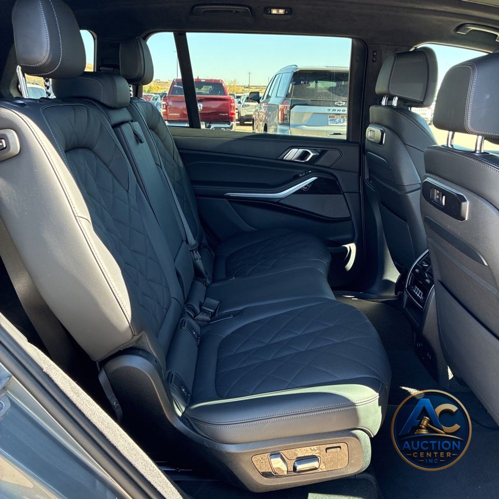 2025 BMW X7 XDrive40i