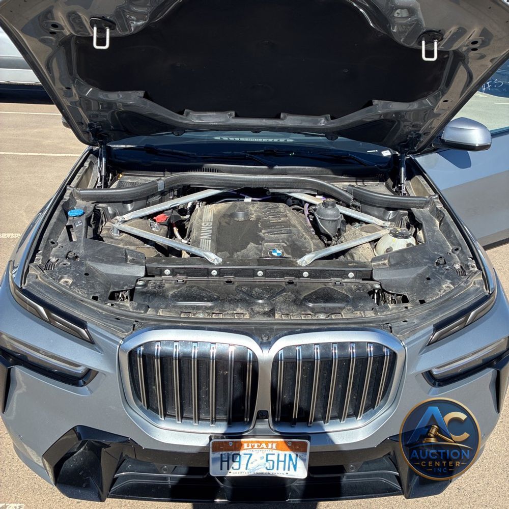 2025 BMW X7 XDrive40i