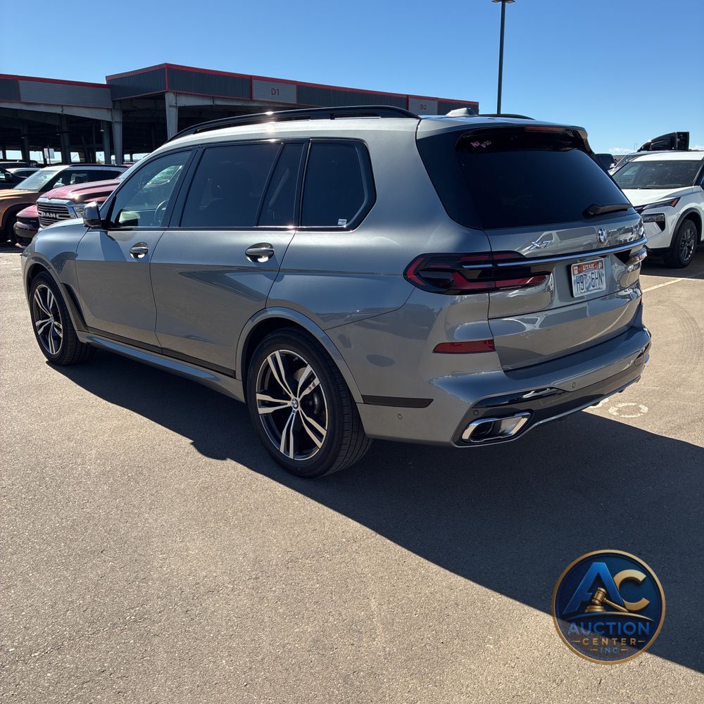 2025 BMW X7 XDrive40i