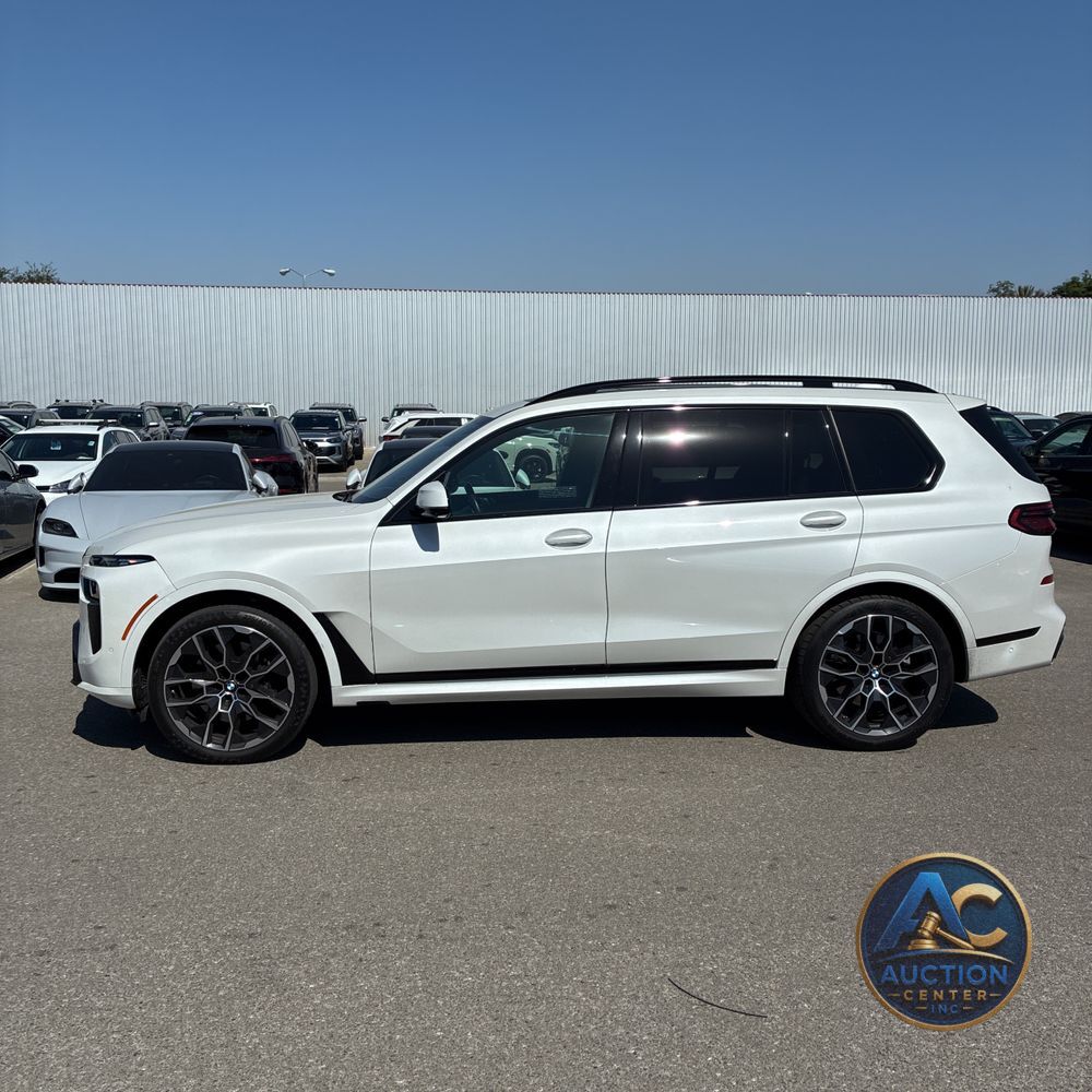 2024 BMW X7 xDrive40i