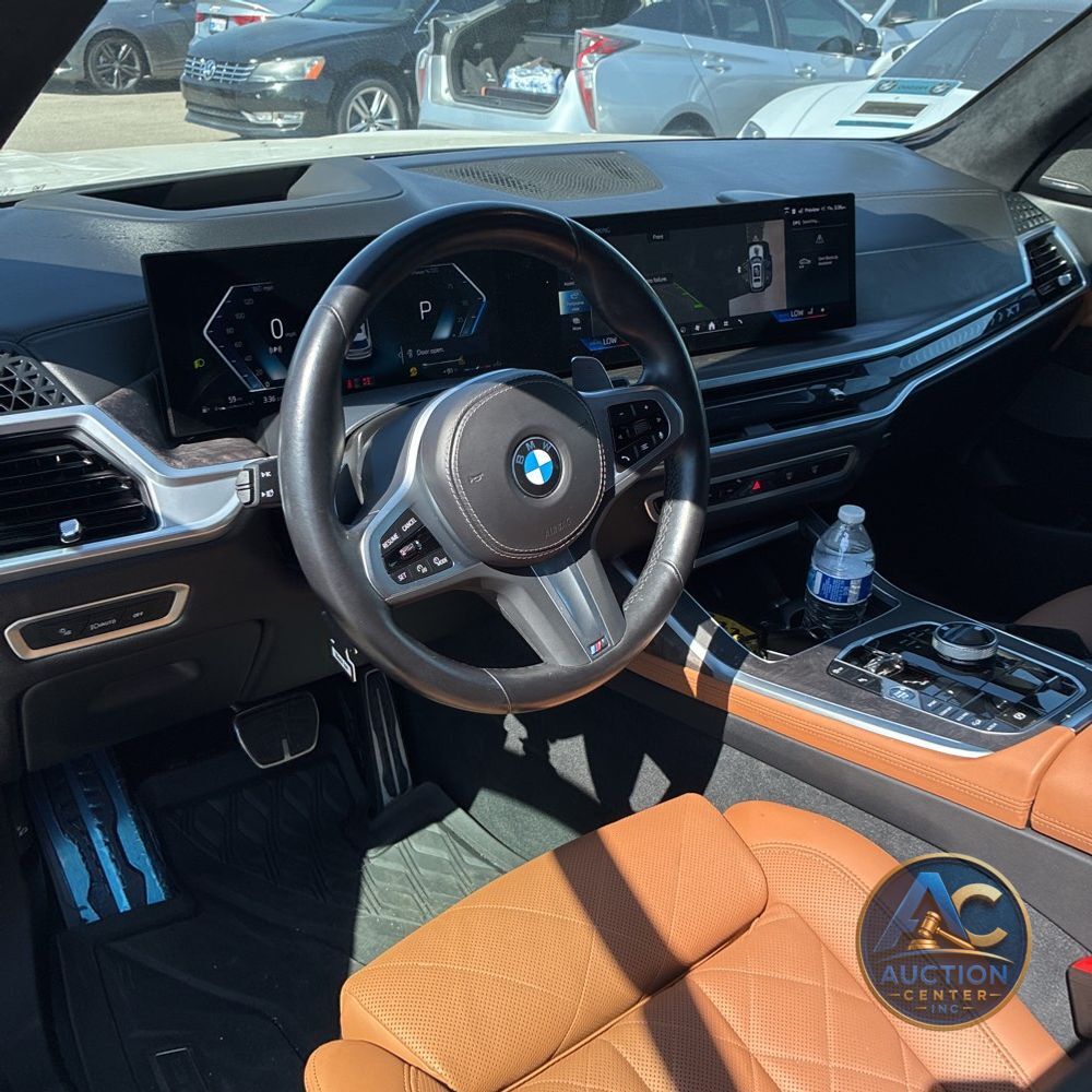 2024 BMW X7 xDrive40i