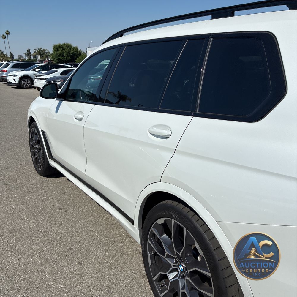 2024 BMW X7 xDrive40i