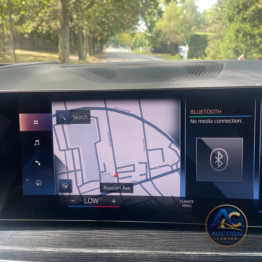 2023 BMW X7 M60i