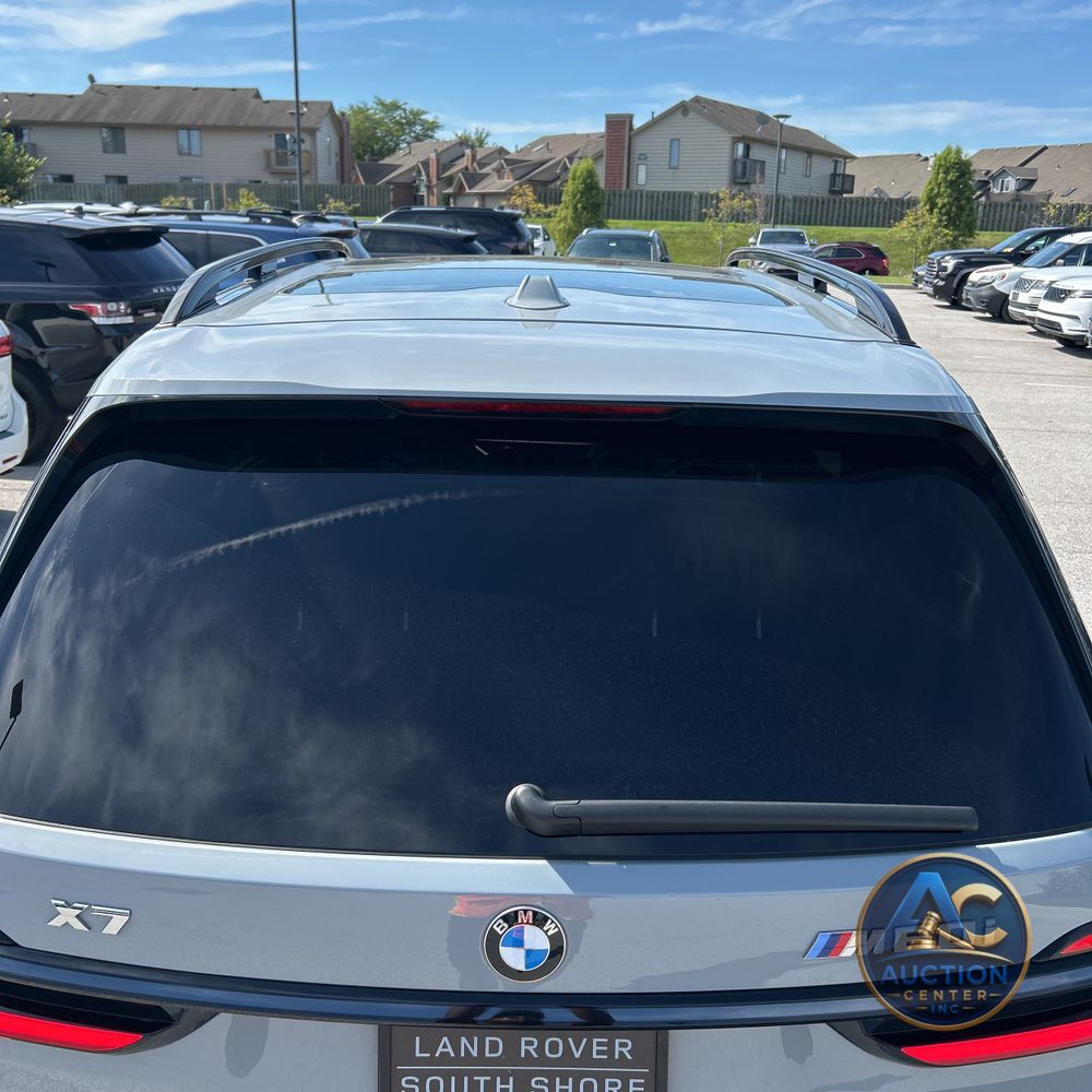 2024 BMW X7 M60i