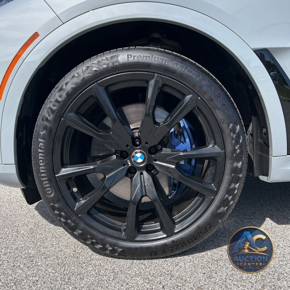 2024 BMW X7 M60i