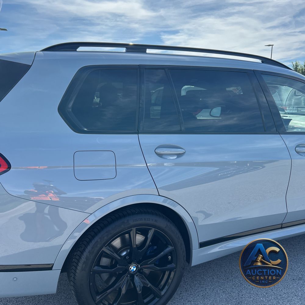 2024 BMW X7 M60i