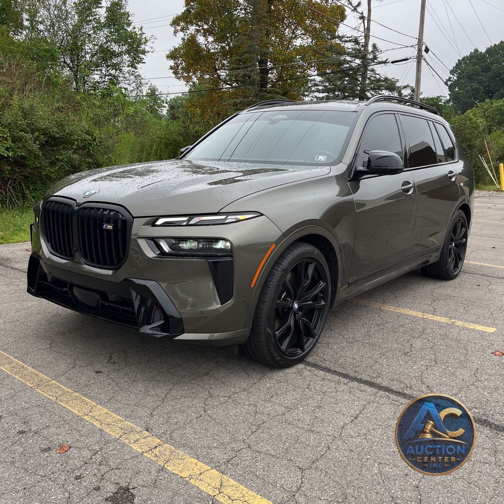 2024 BMW X7 M60i