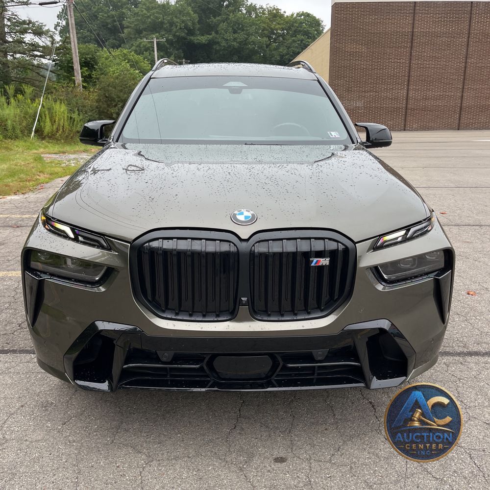 2024 BMW X7 M60i