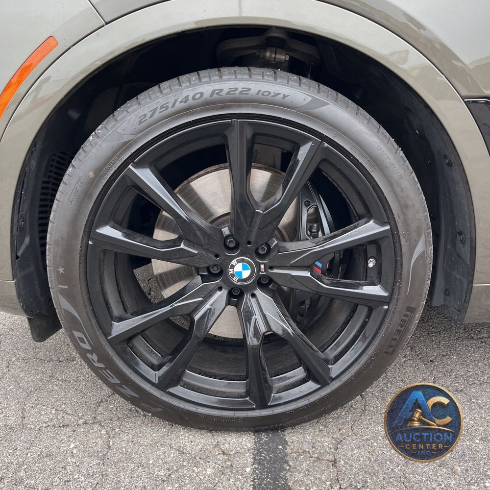 2024 BMW X7 M60i