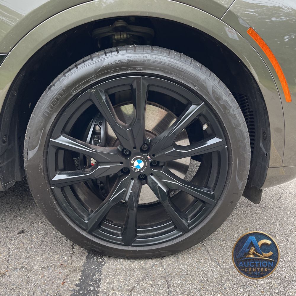2024 BMW X7 M60i