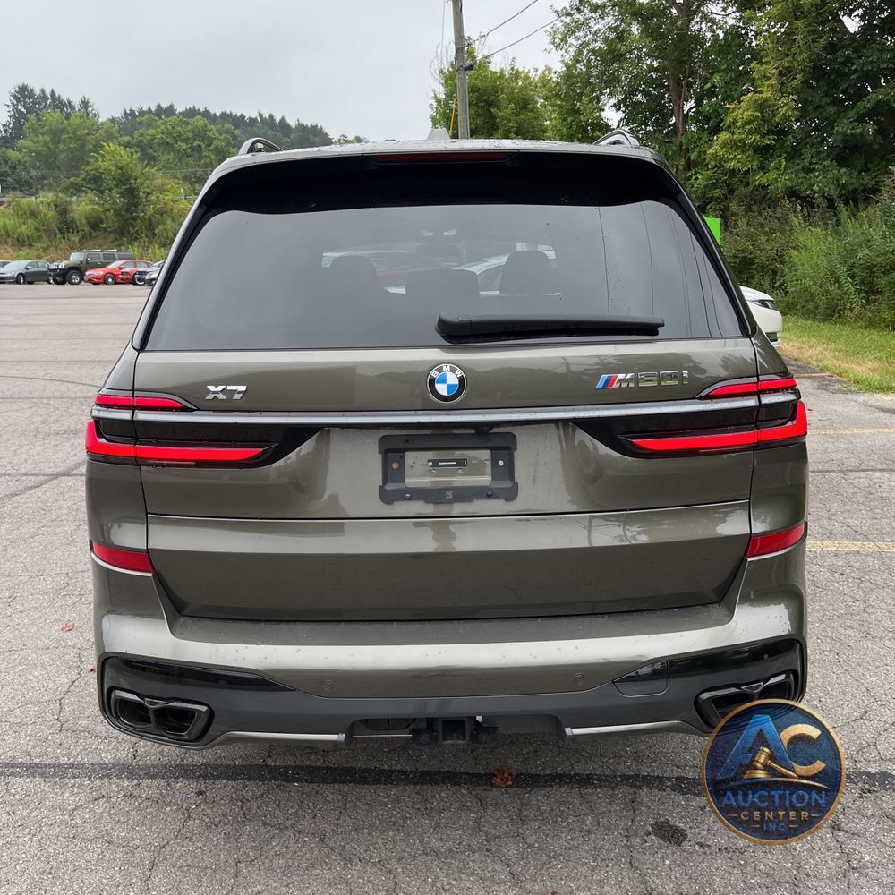2024 BMW X7 M60i