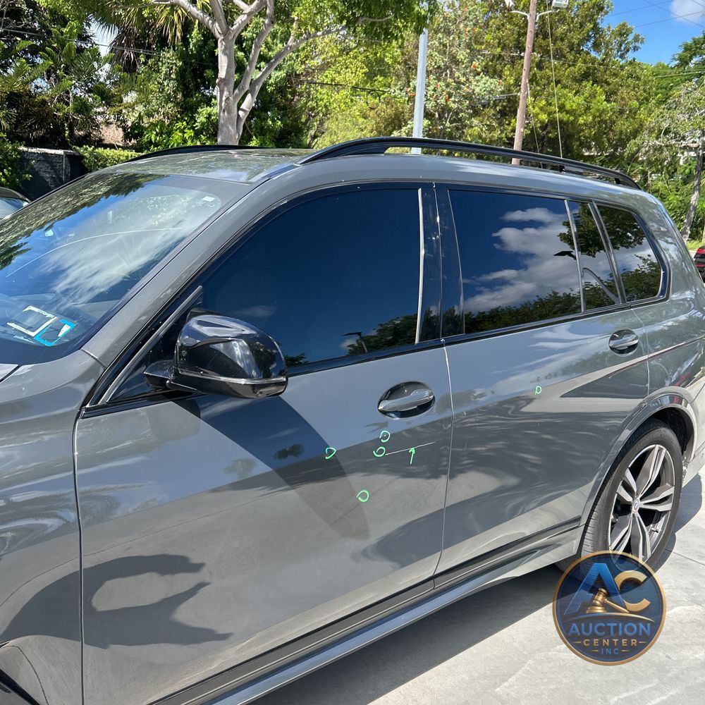 2023 BMW X7 M60i