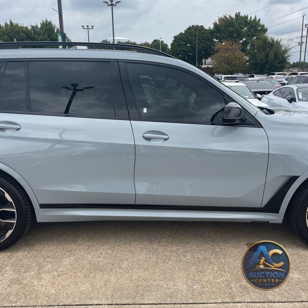 2025 BMW X7 M60i