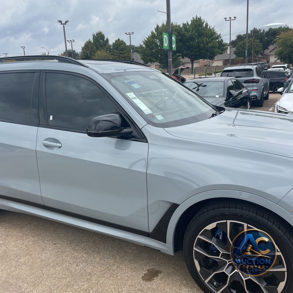 2025 BMW X7 M60i
