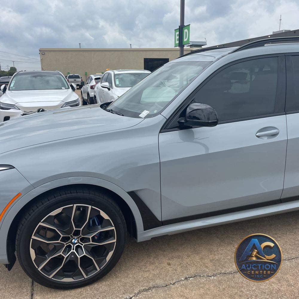 2025 BMW X7 M60i