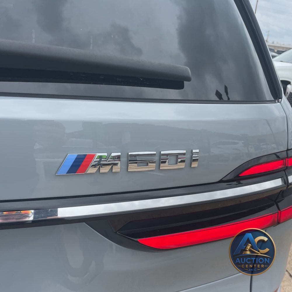 2025 BMW X7 M60i
