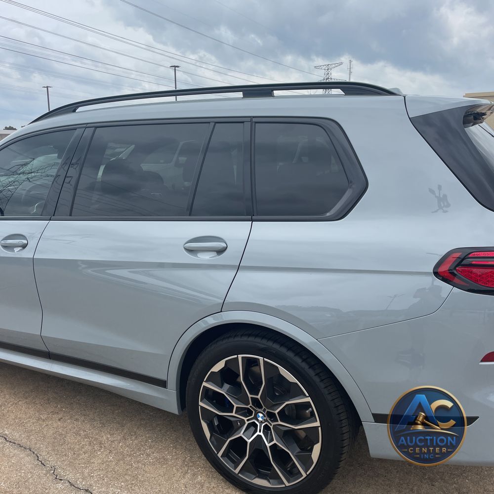 2025 BMW X7 M60i