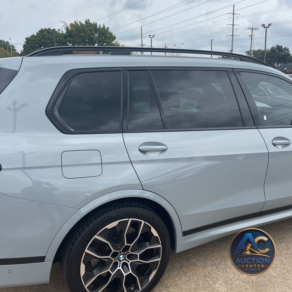 2025 BMW X7 M60i