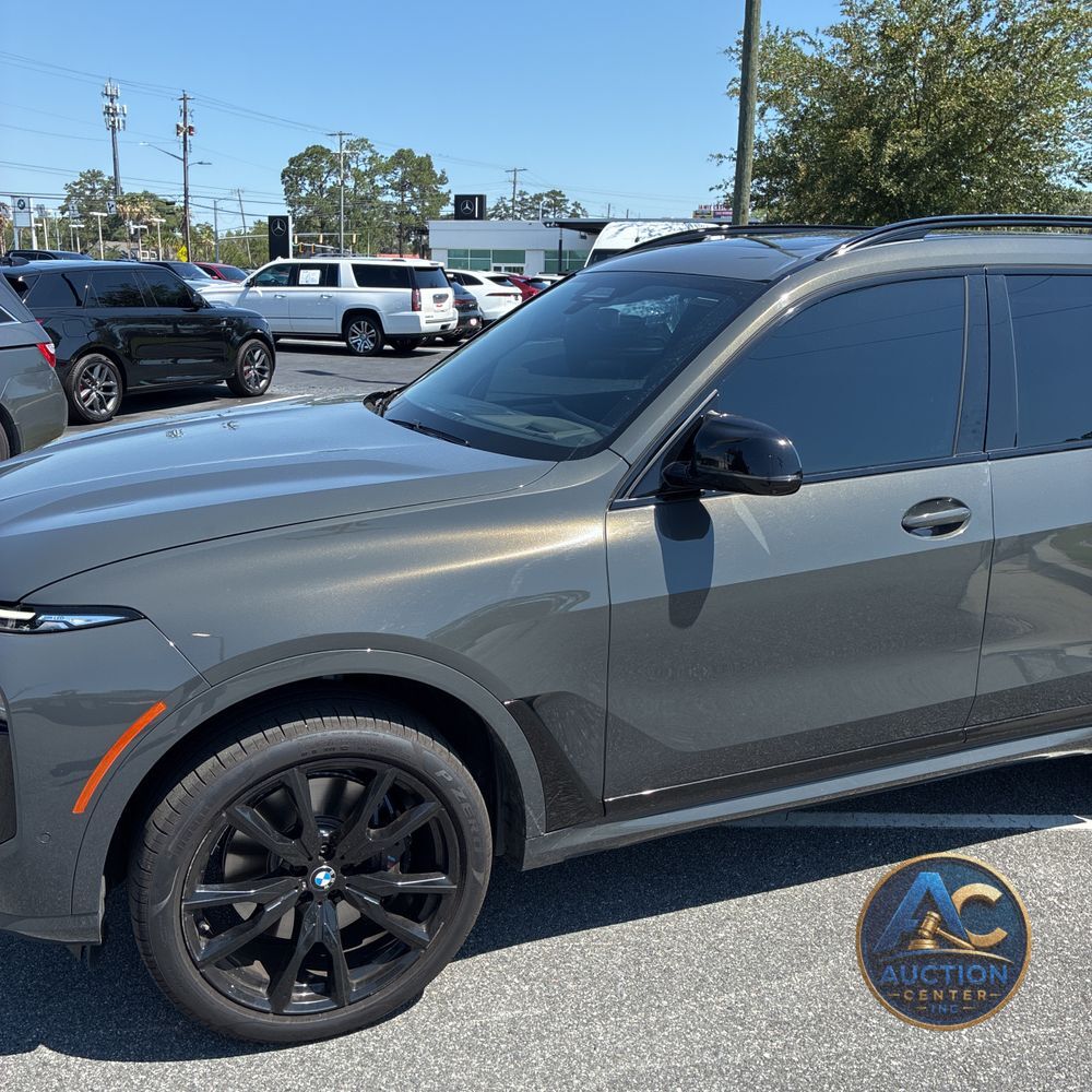 2023 BMW X7 M60i