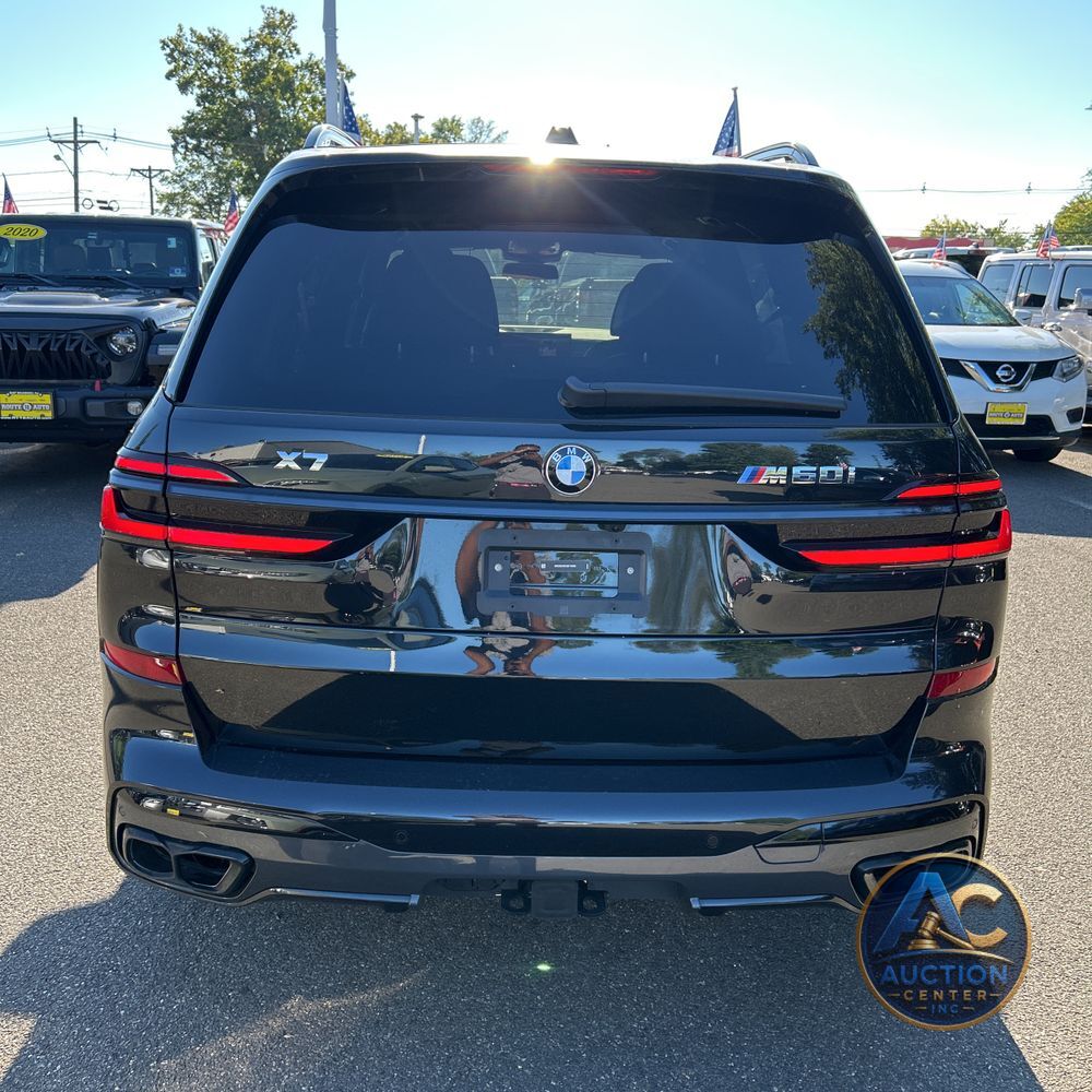 2025 BMW X7 M60i