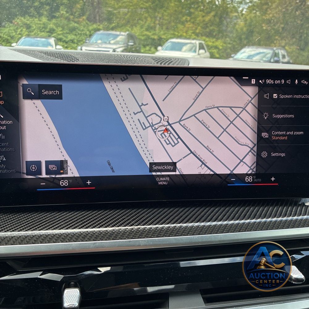 2023 BMW X7 M60i
