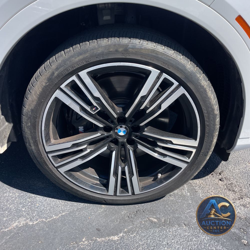 2024 BMW X7 M60i