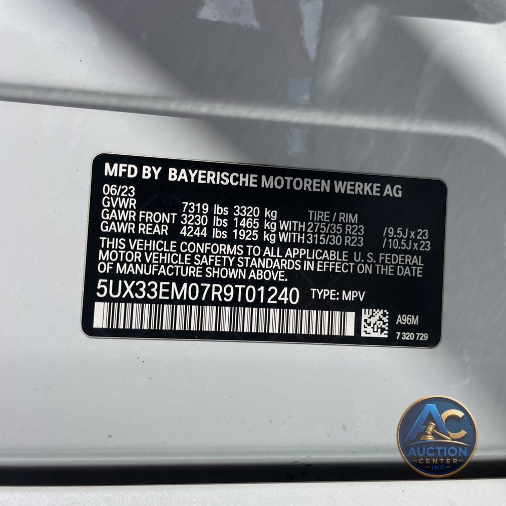 2024 BMW X7 M60i