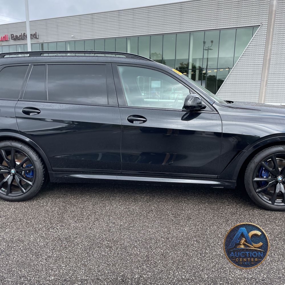 2024 BMW X7 M60i