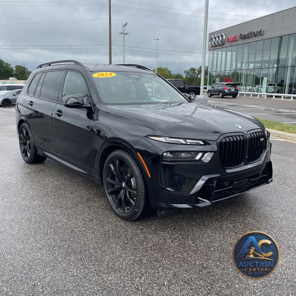 2024 BMW X7 M60i