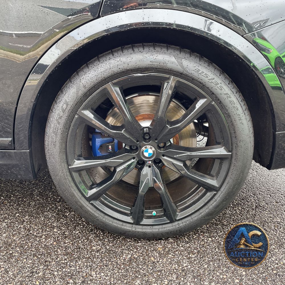 2024 BMW X7 M60i