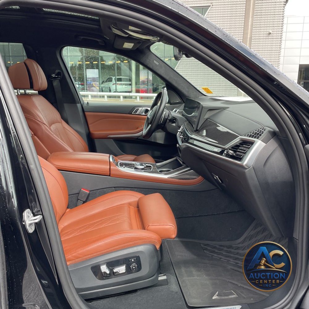 2024 BMW X7 M60i