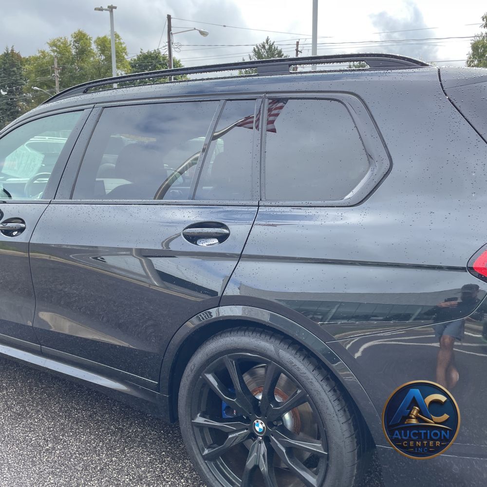 2024 BMW X7 M60i