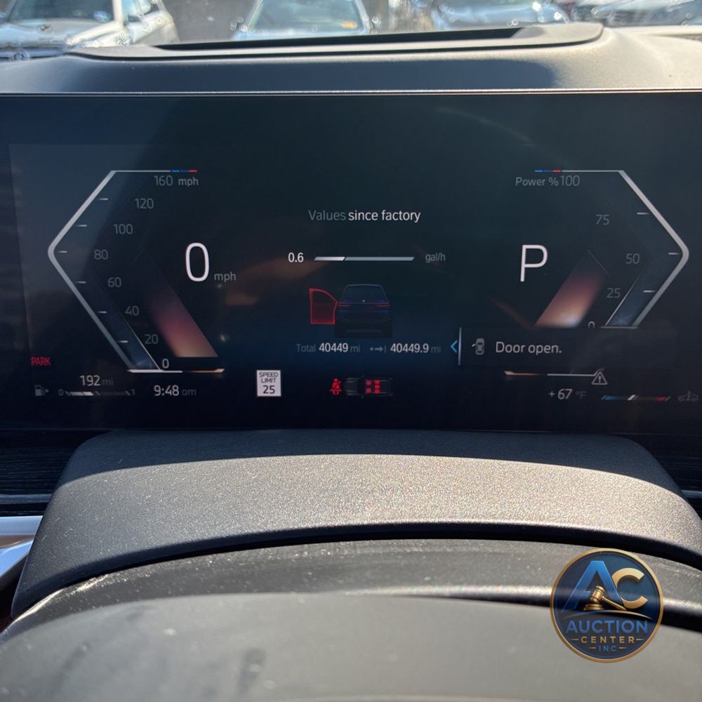 2023 BMW X7 M60i