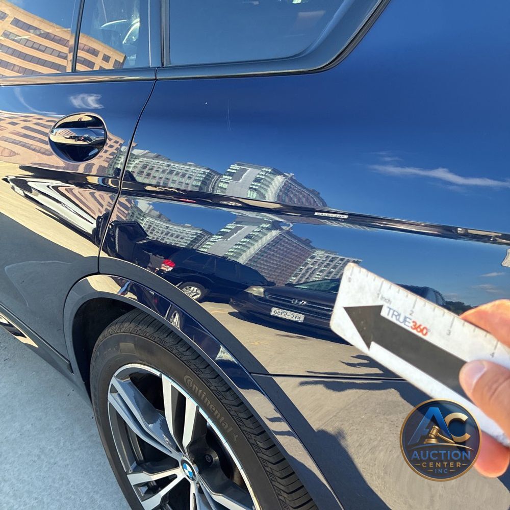 2023 BMW X7 M60i