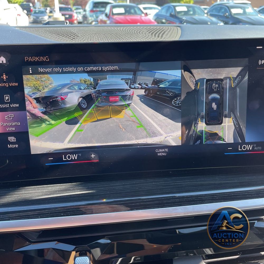 2023 BMW X7 M60i