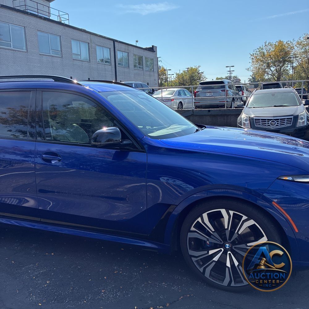 2024 BMW X7 M60i