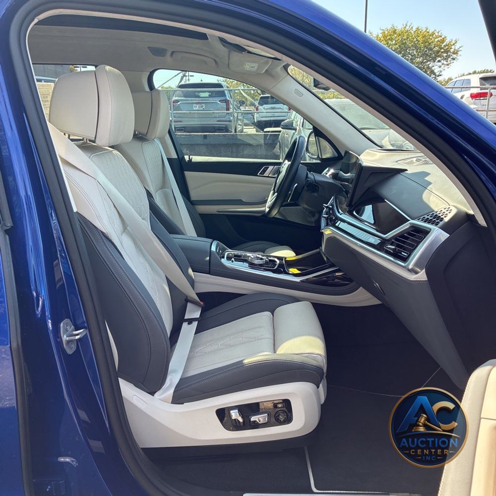 2024 BMW X7 M60i